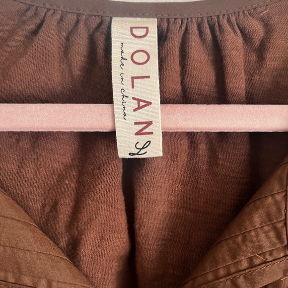 Dolan Anthropologie Brown Flutter Sleeve Top - Picture 4 of 7